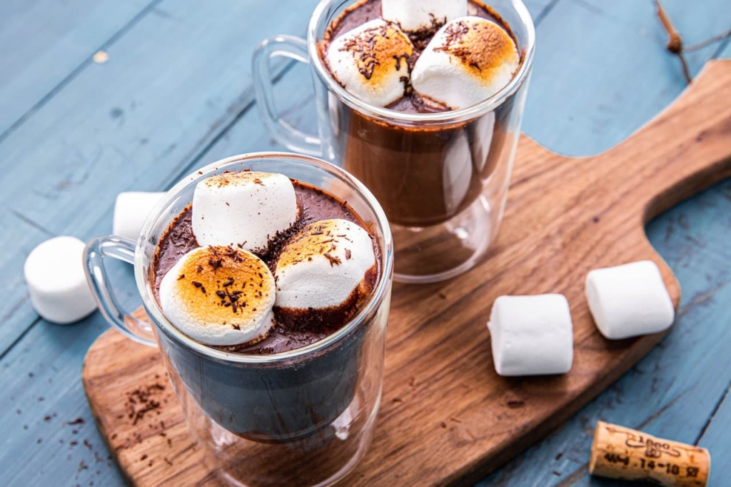 Crock-Pot Red Wine Hot Cocoa