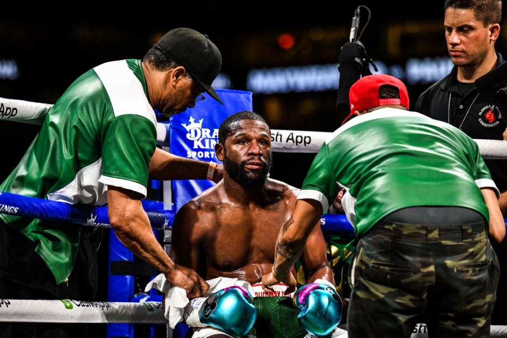 Training with a Legend Marco Hall and Floyd Mayweather Jr