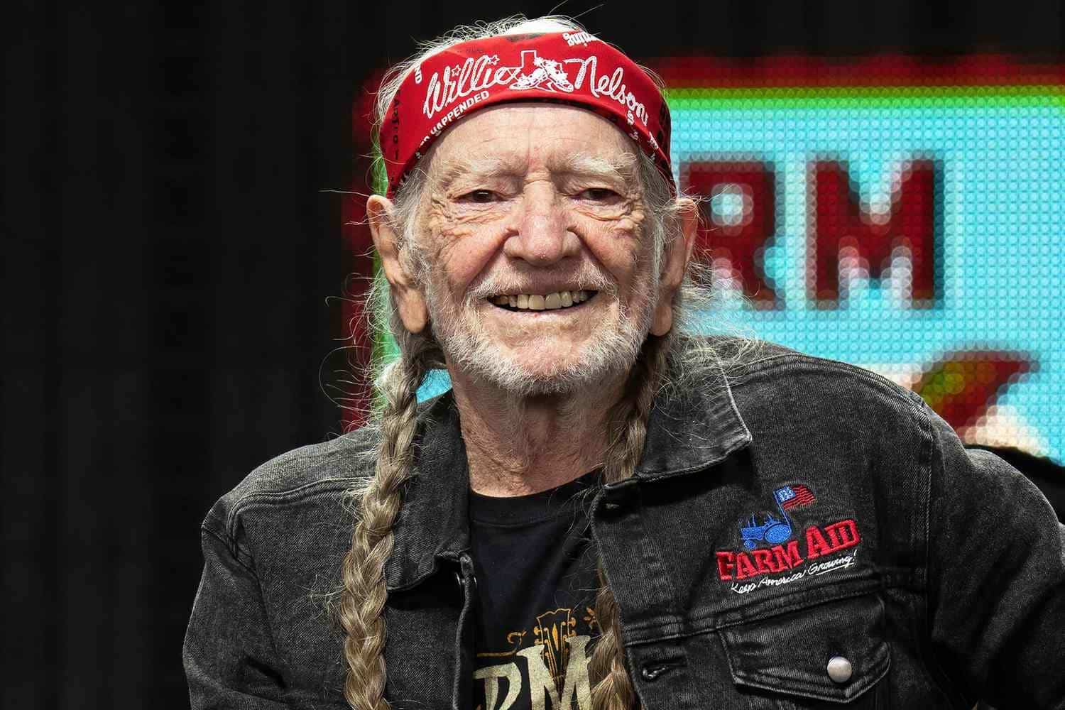 Willie_Nelson_-_Abbott_Texas_Nashville_career