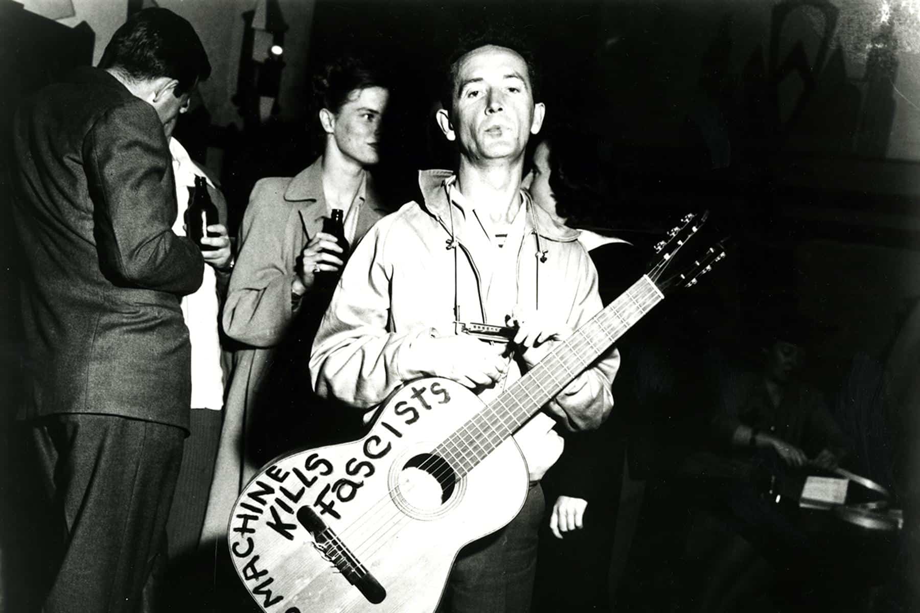 Woody_Guthrie